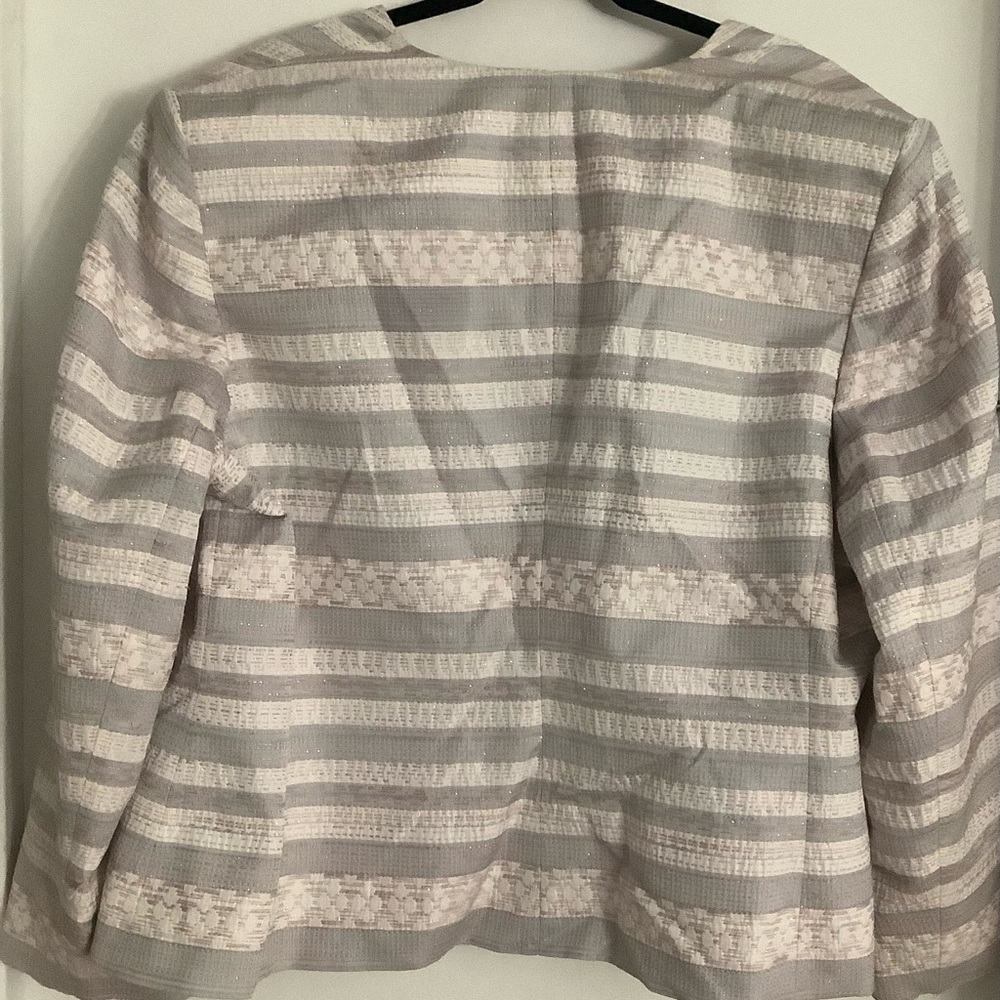 JM Studio by John Meyer blazer.  Size 22W - Picture 2 of 4